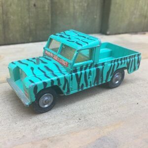 Vintage 1963 Corgi Toys 406s Land Rover 109 WB Toy Car